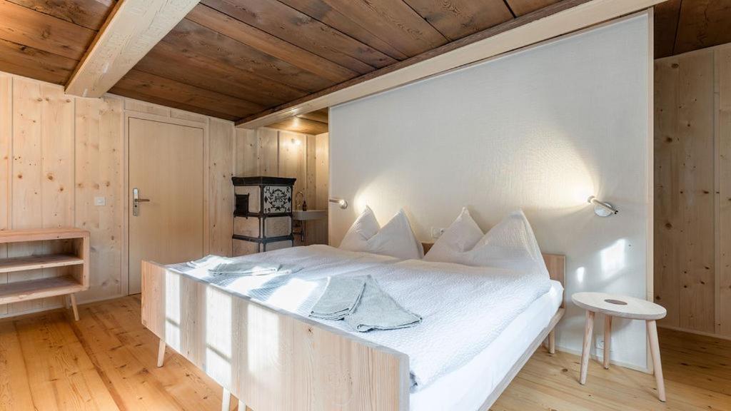 Poort A Poort Dorfhotel Grengiols Bagian luar foto